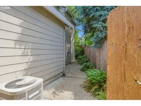 19240 SW Rosedale Court Beaverton OR 97007