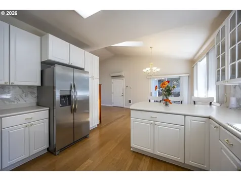 2284 21st Street Florence OR 97439