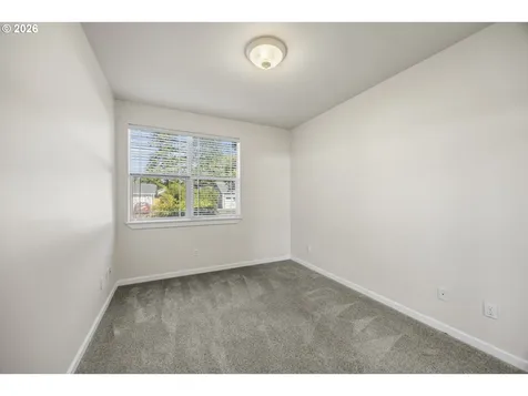 2284 21st Street Florence OR 97439