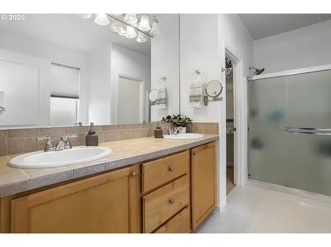 5898 NE Saida Lane Hillsboro OR 97124
