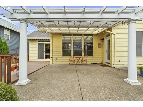 5898 NE Saida Lane Hillsboro OR 97124
