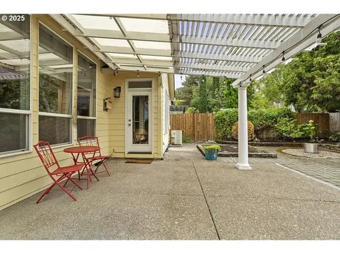 5898 NE Saida Lane Hillsboro OR 97124