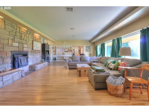 28379 Mateer Road Gold Beach OR 97444