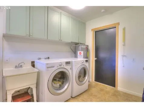 28379 Mateer Road Gold Beach OR 97444
