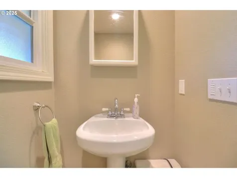 28379 Mateer Road Gold Beach OR 97444