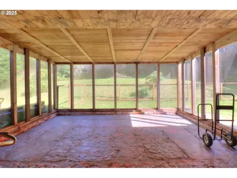 28379 Mateer Road Gold Beach OR 97444