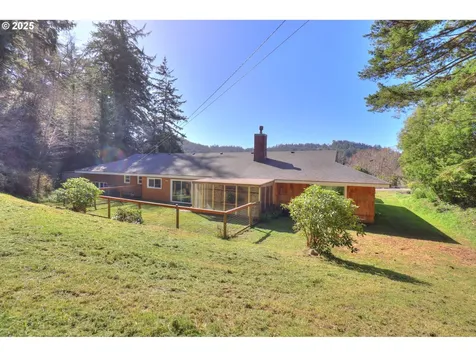 28379 Mateer Road Gold Beach OR 97444