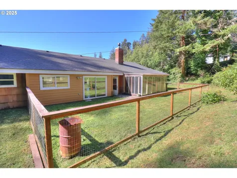 28379 Mateer Road Gold Beach OR 97444