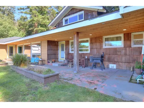 28379 Mateer Road Gold Beach OR 97444