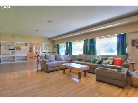 28379 Mateer Road Gold Beach OR 97444