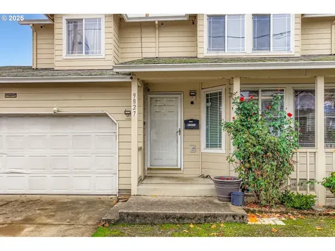 9827 N Ivanhoe Street Portland OR 97203