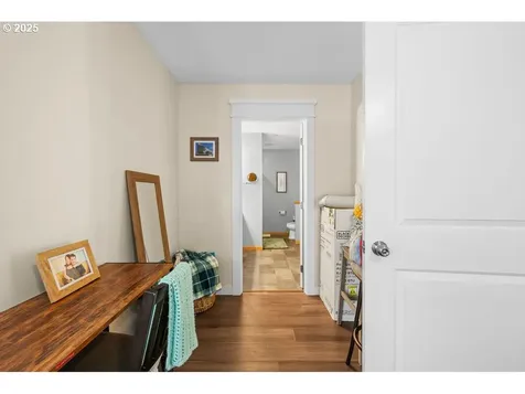 1676 SE 3rd Street Astoria OR 97103