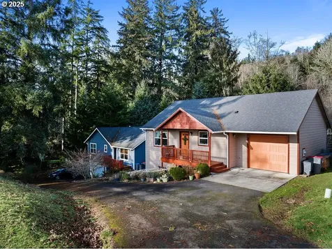 1676 SE 3rd Street Astoria OR 97103