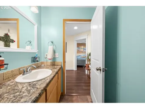 1676 SE 3rd Street Astoria OR 97103