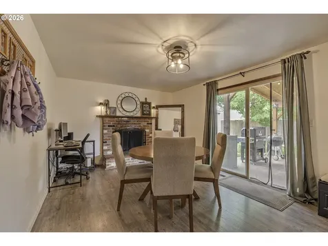 1680 SE 52nd Avenue Hillsboro OR 97123