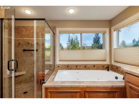 5511 Fieldstone Court Lake Oswego OR 97035