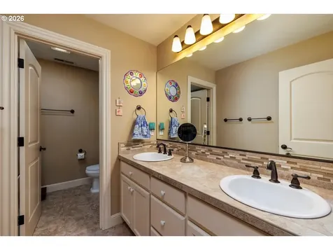 5511 Fieldstone Court Lake Oswego OR 97035