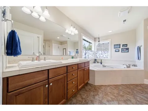 17504 NE 30th Street Vancouver WA 98682