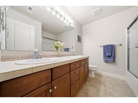 17504 NE 30th Street Vancouver WA 98682