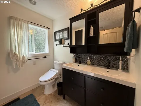 70407 Schumacher Road Rainier OR 97048