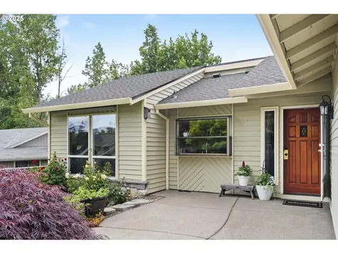 11317 SE Brookside Drive Portland OR 97266