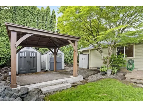 11317 SE Brookside Drive Portland OR 97266