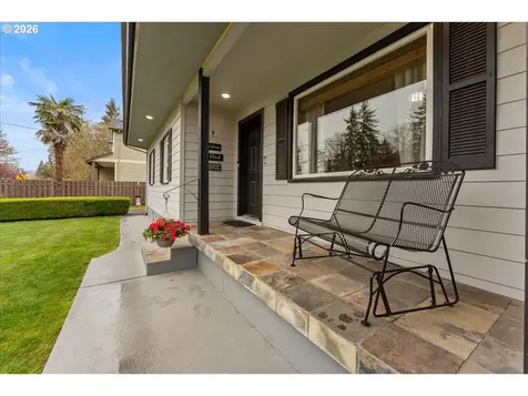 1620 SE 176th Avenue Portland OR 97233