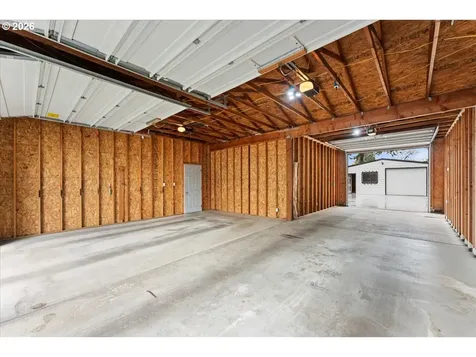 1620 SE 176th Avenue Portland OR 97233