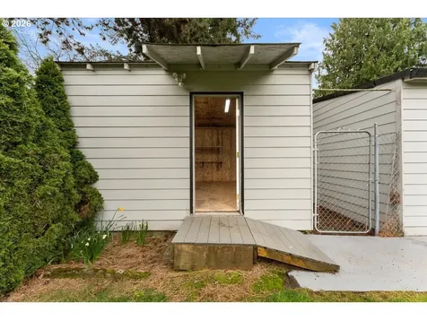 1620 SE 176th Avenue Portland OR 97233