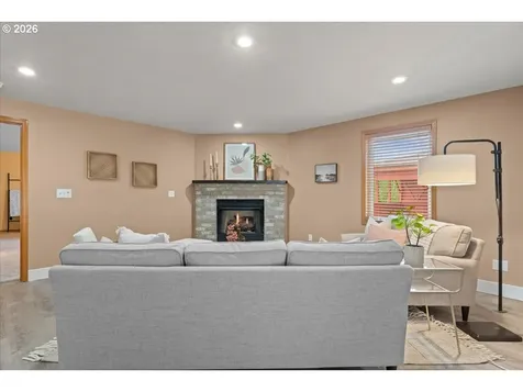 1620 SE 176th Avenue Portland OR 97233