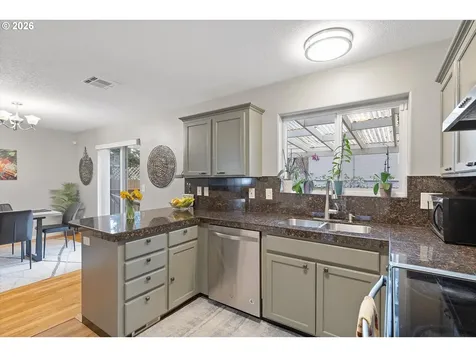 3243 SE 119th Avenue Portland OR 97266
