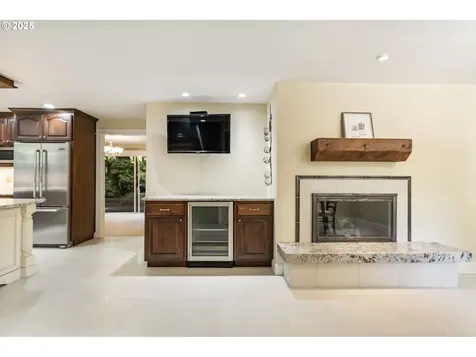 1920 SW Pheasant Drive Beaverton OR 97003