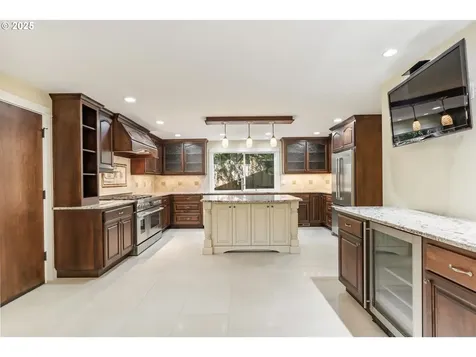 1920 SW Pheasant Drive Beaverton OR 97003
