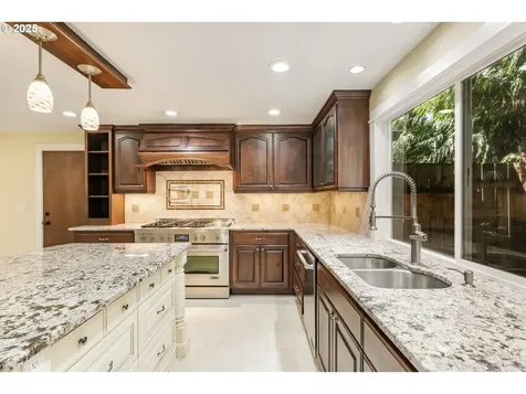 1920 SW Pheasant Drive Beaverton OR 97003