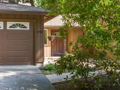 1920 SW Pheasant Drive Beaverton OR 97003