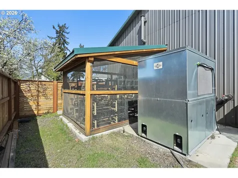 206 W Broadway Street Goldendale WA 98620