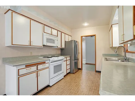 7429 SE 118th Drive Portland OR 97266
