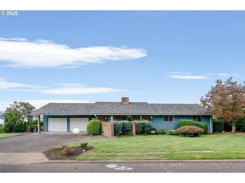 8916 NW Lakecrest Avenue Vancouver WA 98665