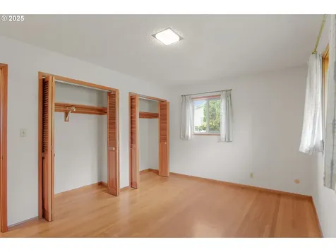 8916 NW Lakecrest Avenue Vancouver WA 98665