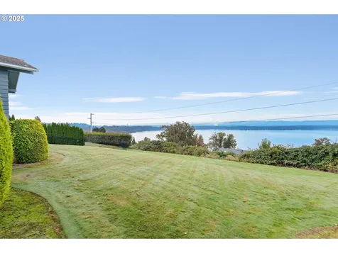 8916 NW Lakecrest Avenue Vancouver WA 98665