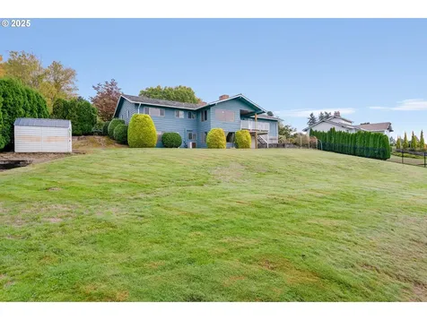 8916 NW Lakecrest Avenue Vancouver WA 98665