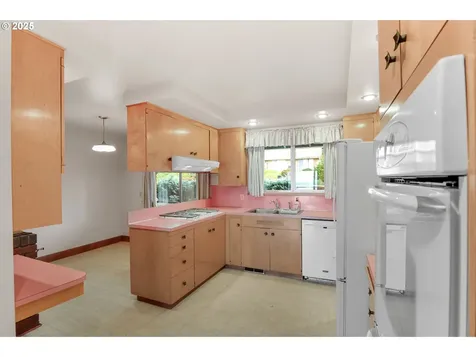 8916 NW Lakecrest Avenue Vancouver WA 98665