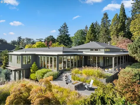 1933 Highlands Loop Lake Oswego OR 97034