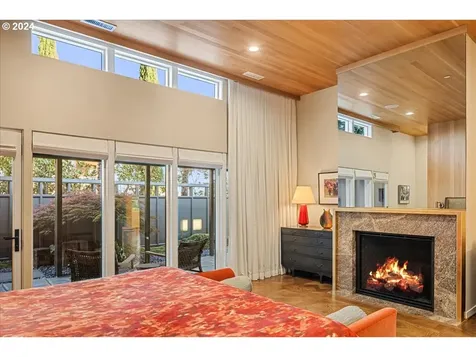 1933 Highlands Loop Lake Oswego OR 97034