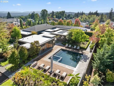 1933 Highlands Loop Lake Oswego OR 97034