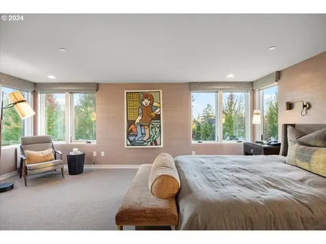 1933 Highlands Loop Lake Oswego OR 97034