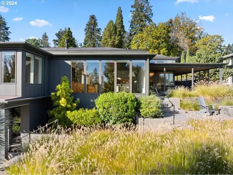 1933 Highlands Loop Lake Oswego OR 97034