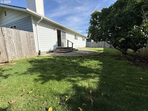 221 Musser Street Brookings OR 97415
