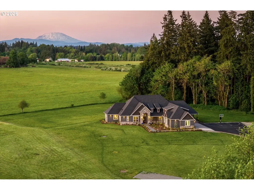 5018 NW 199th Street Ridgefield WA 98642