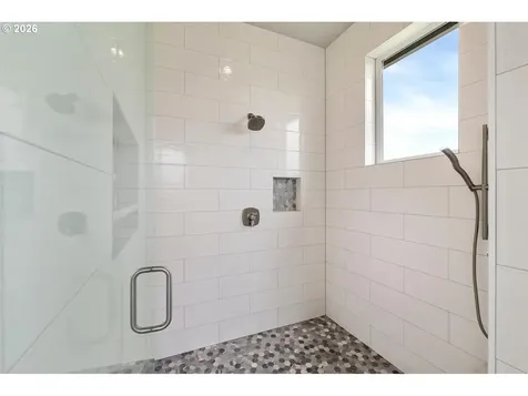 5018 NW 199th Street Ridgefield WA 98642